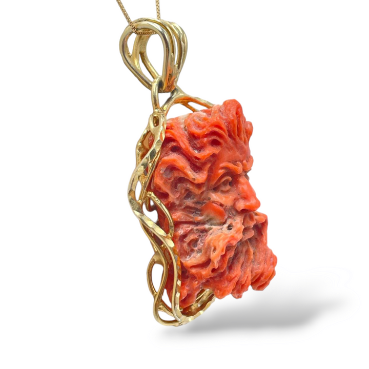 Collana ciondolo Zeus in corallo rosso montato su argento