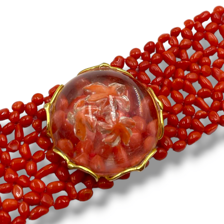 Bracciale fiori in corallo montato su argento