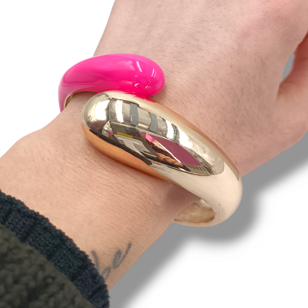 END OF COLLECTION - Pink rigid bracelet