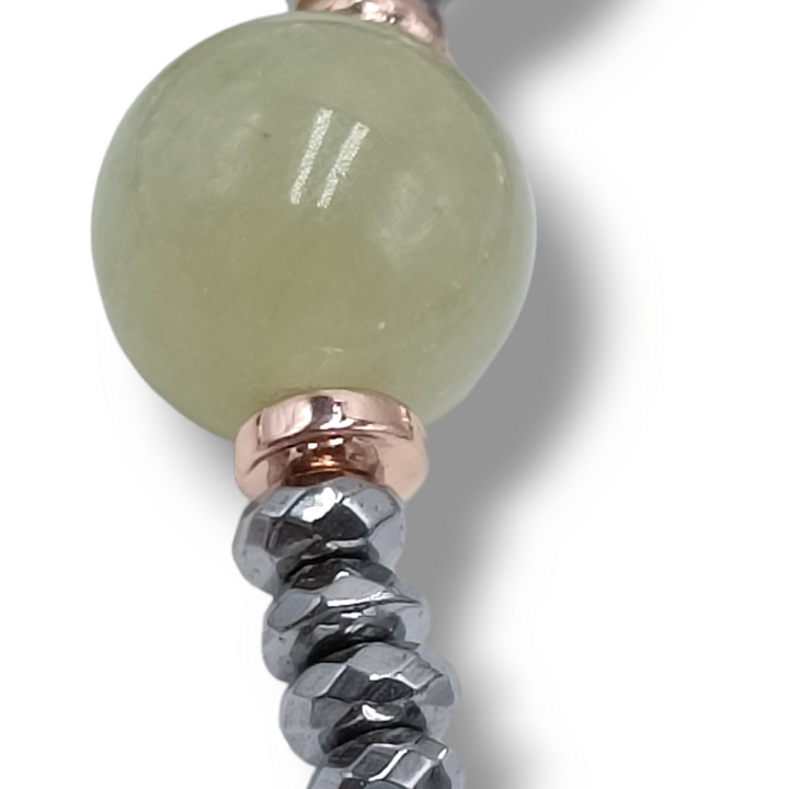 END OF COLLECTION - Bracelet on agate and hematite