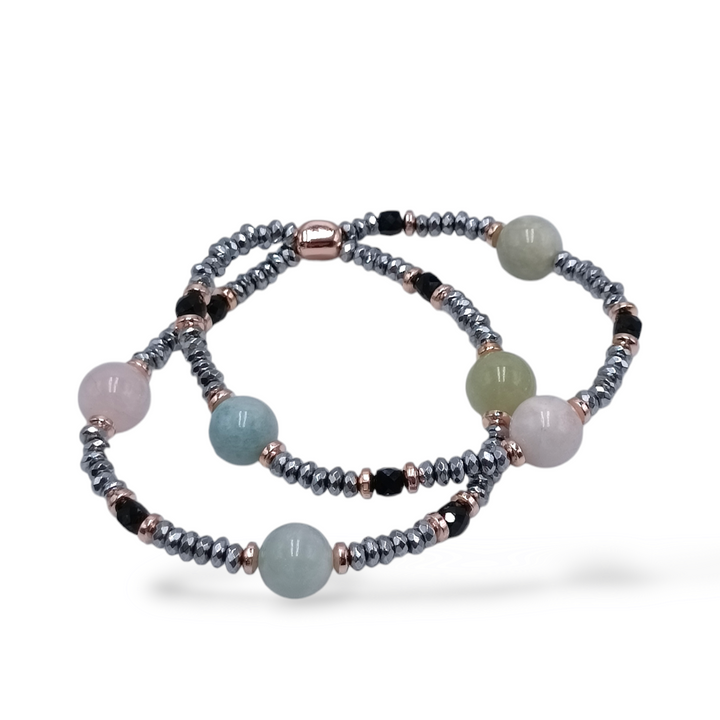 END OF COLLECTION - Bracelet on agate and hematite