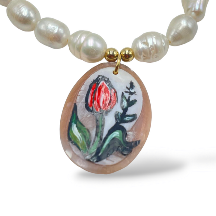 Bracciale tulipano in cammeo montato su perle