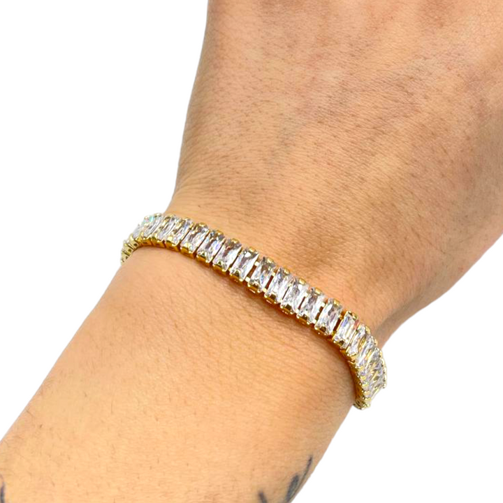 LAUNCH OFFER - Bracelet with faceted zirconia