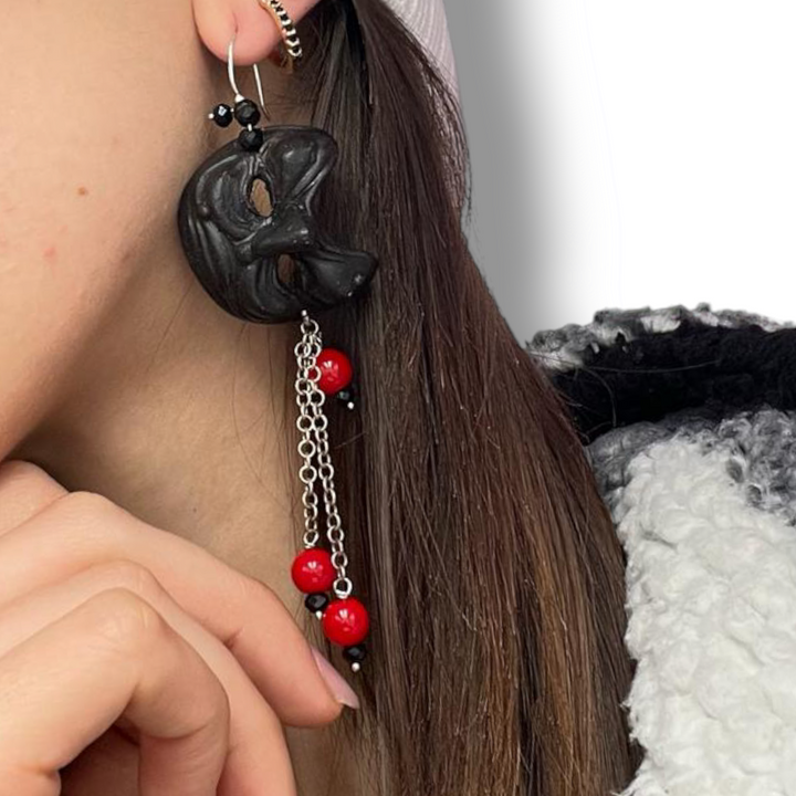 END OF COLLECTION OFFER - Pulcinella earrings on lava stone