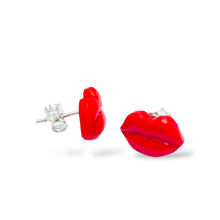 END OF COLLECTION - Kiss earrings in coral paste mounted on silver