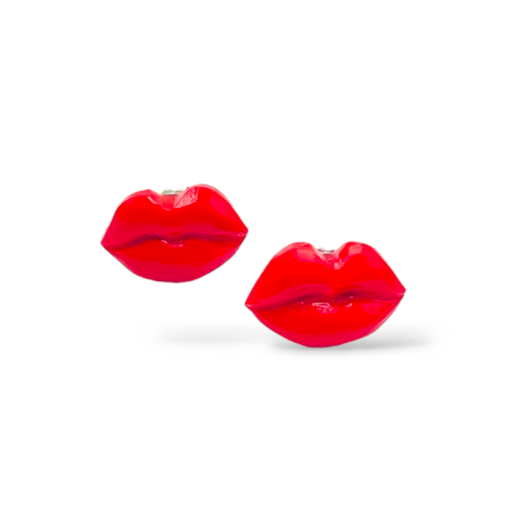 END OF COLLECTION - Kiss earrings in coral paste mounted on silver