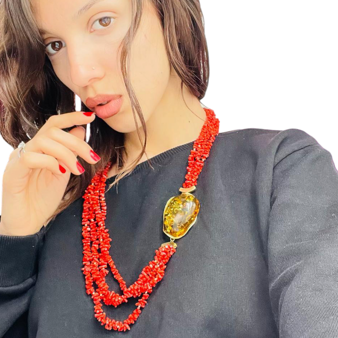 Collana in ambra e corallo montato su argento