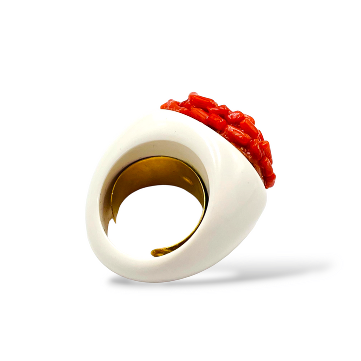Coral ring mounted on white agate