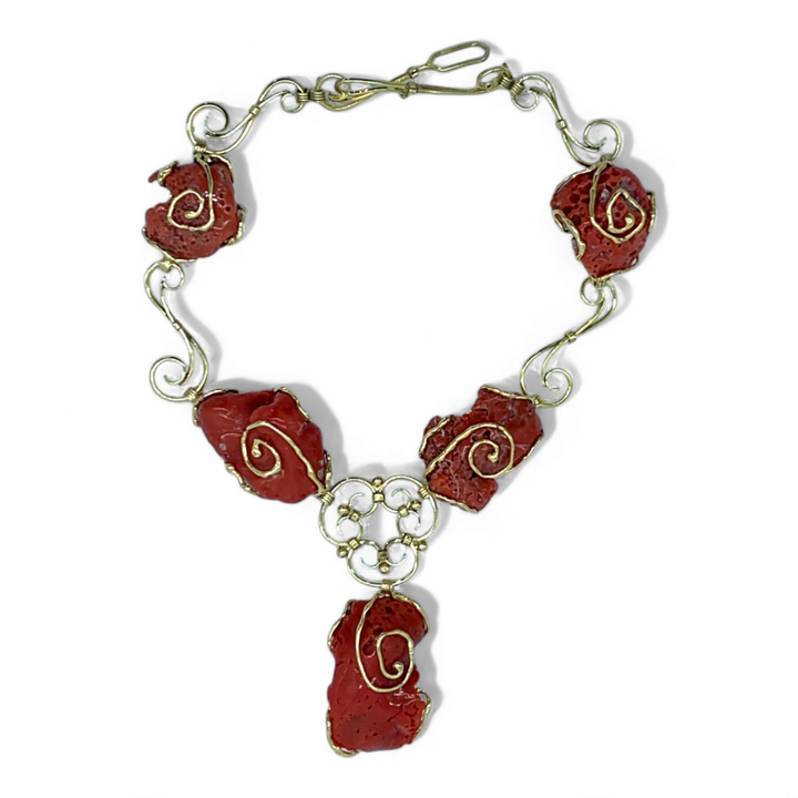 Red coral necklace set in silver 