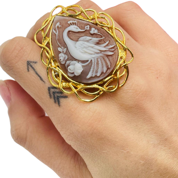 Anello fenice in cammeo montato su argento Lucia Vitiello Gioielli di Napoli