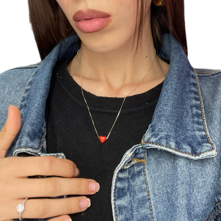 Collana ciondolo cuore in corallo rosso montato su oro