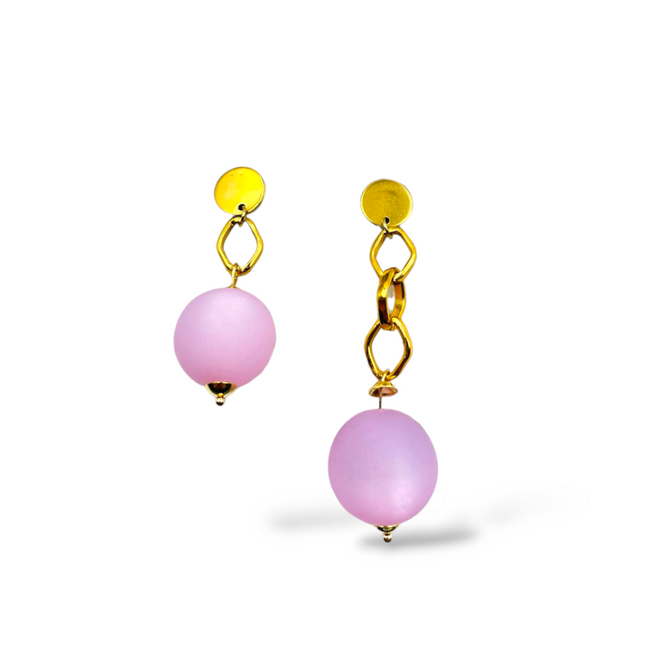FINE COLLEZIONE  - Orecchini sfere magiche in resina rosa