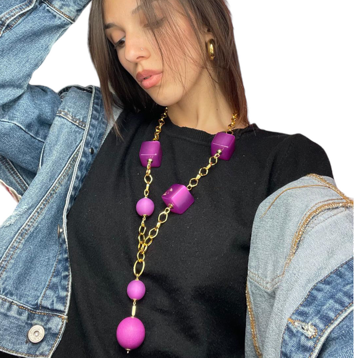 END OF COLLECTION - Magic spheres and squares necklace in lilac resin