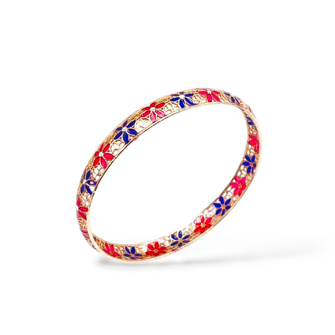 Bracelet flowers in enameled silver with filigree workmanship.