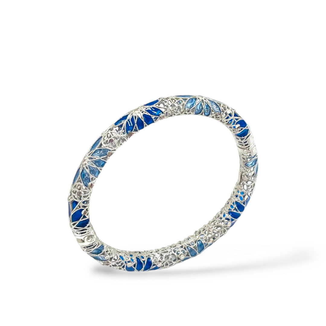 Bracelet flowers in enameled silver filigree workmanship