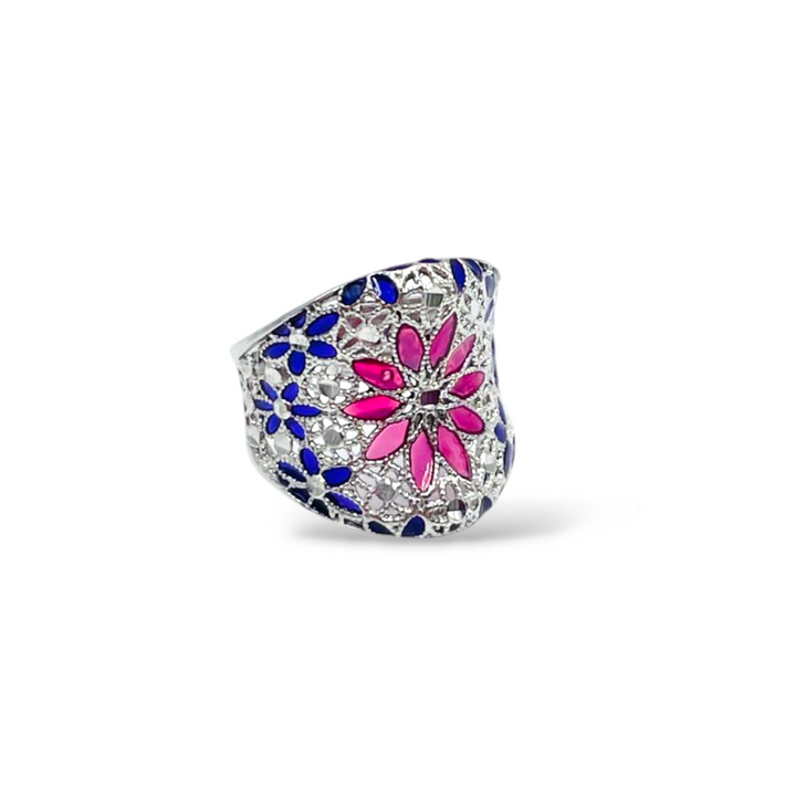 Enamelled silver ring with filigree workmanship