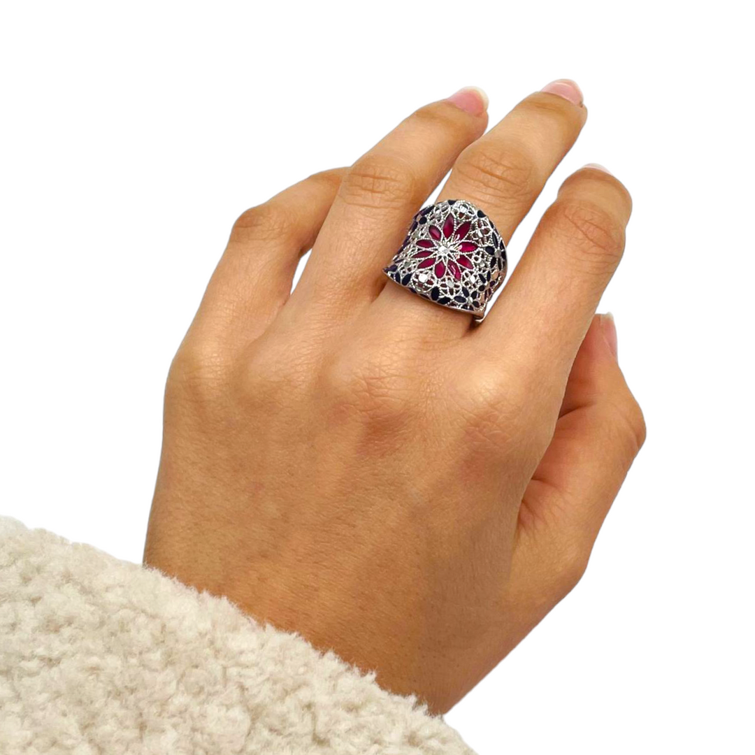 Enamelled silver ring with filigree workmanship