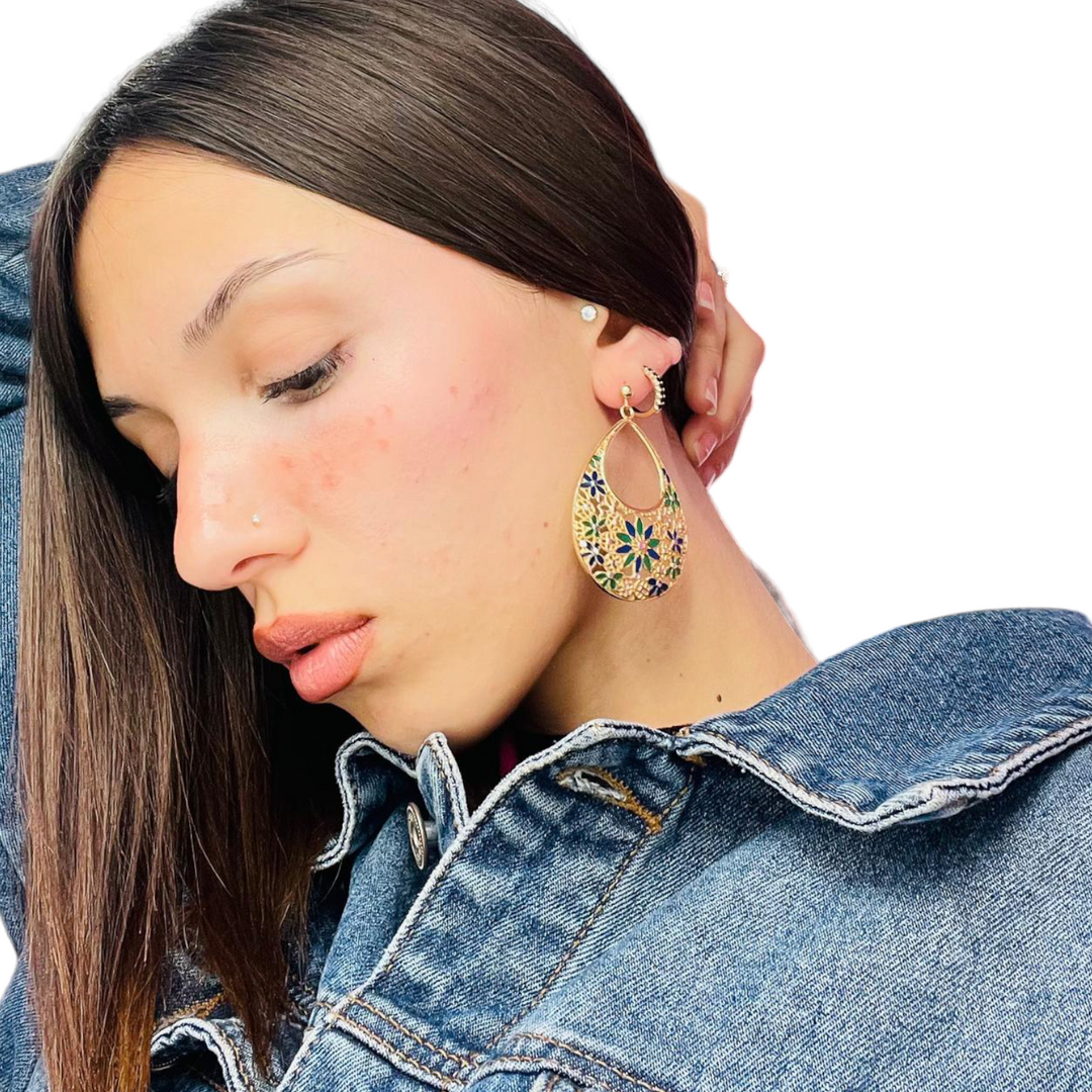 Drop earrings in enameled silver with filigree workmanship