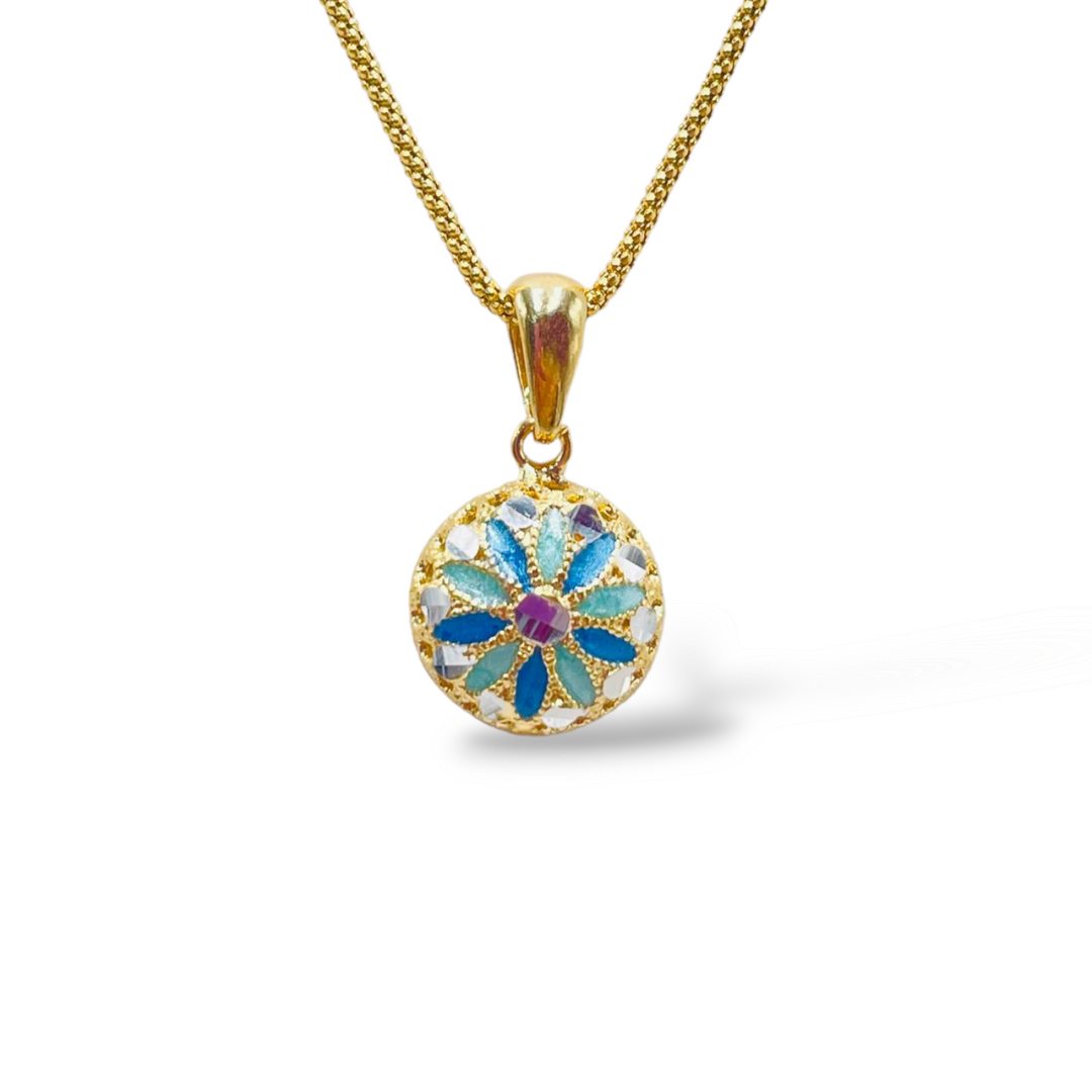 Flower pendant in enamelled silver with filigree workmanship