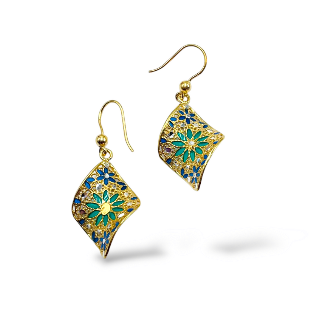 Rhombus flower earrings in enameled silver with filigree workmanship