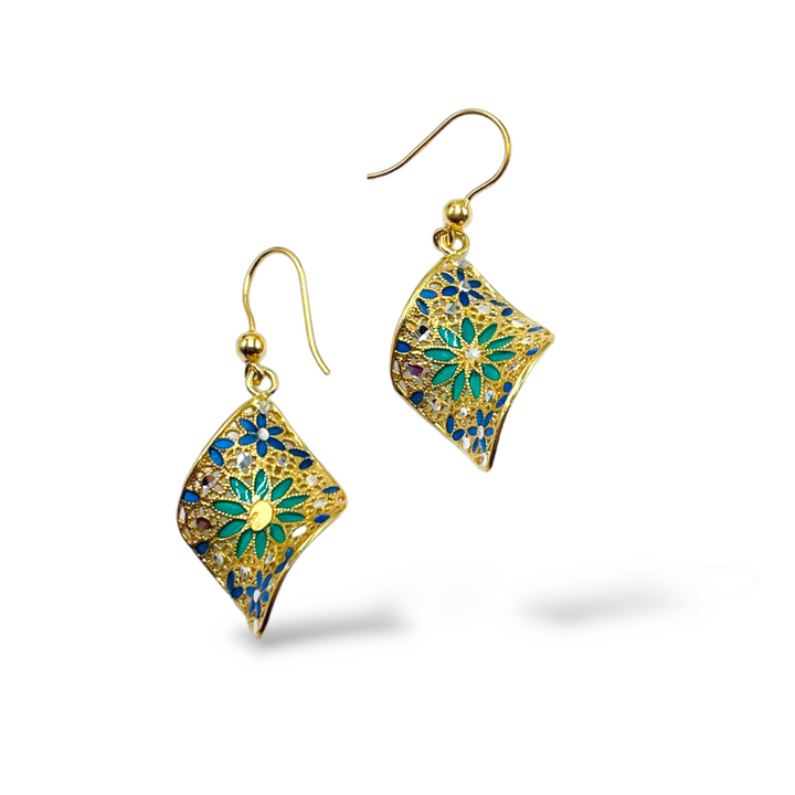 Rhombus flower earrings in enameled silver with filigree workmanship