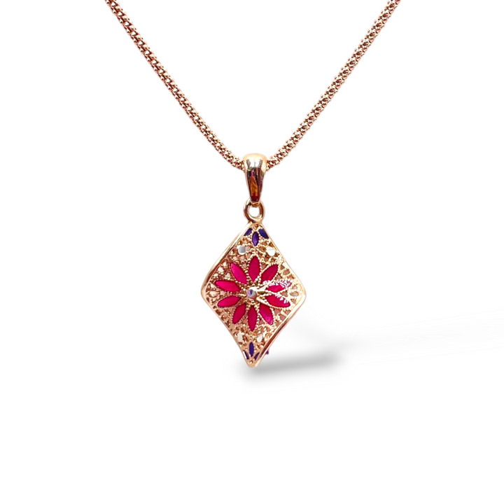Rhombus flower necklace in enameled silver with filigree workmanship