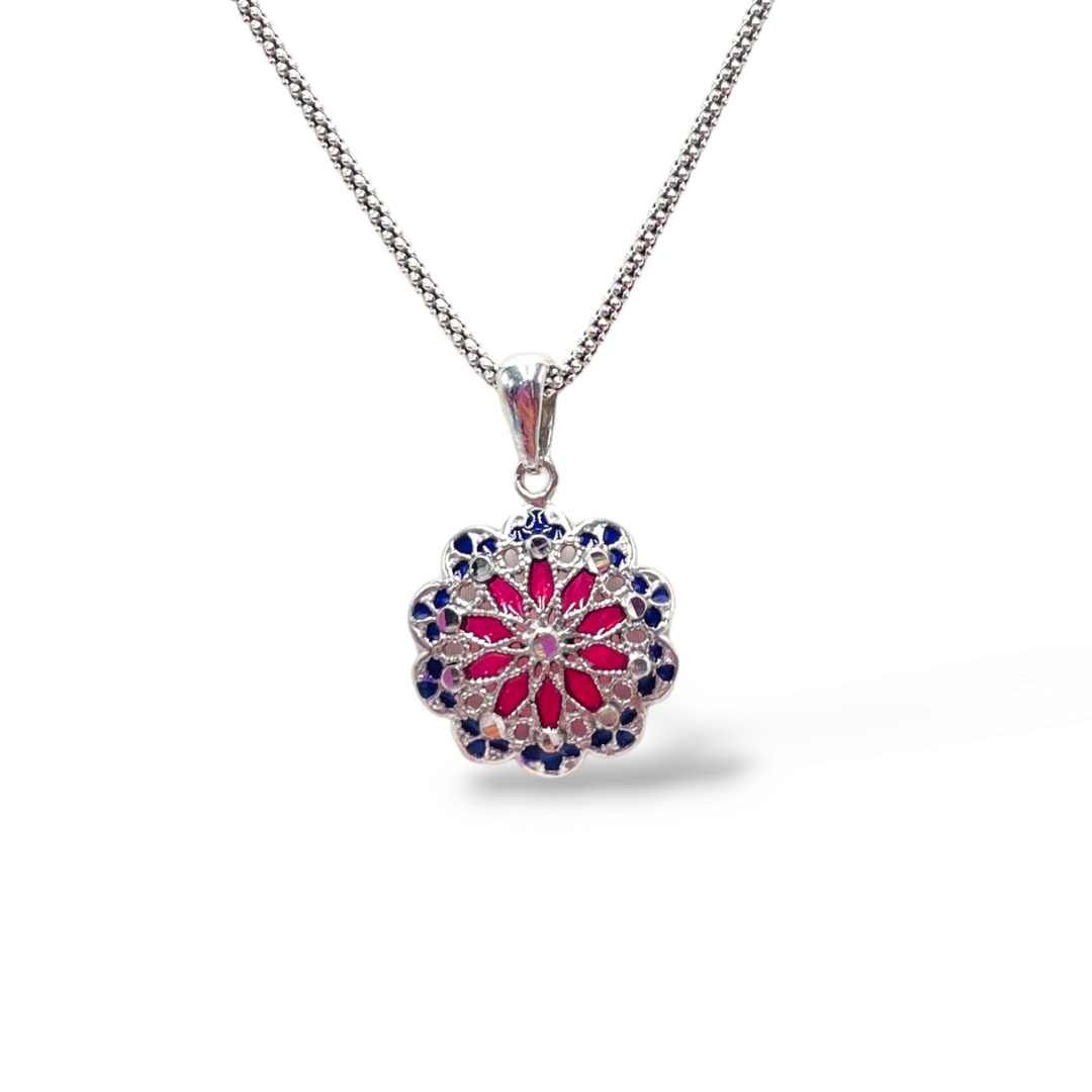 Flower pendant in enamelled silver with filigree workmanship