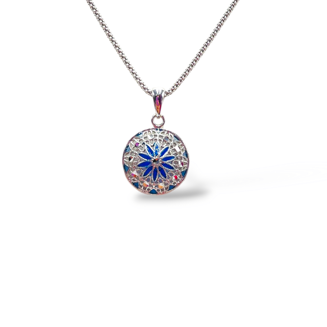 Pendant flowers in enameled silver filigree workmanship
