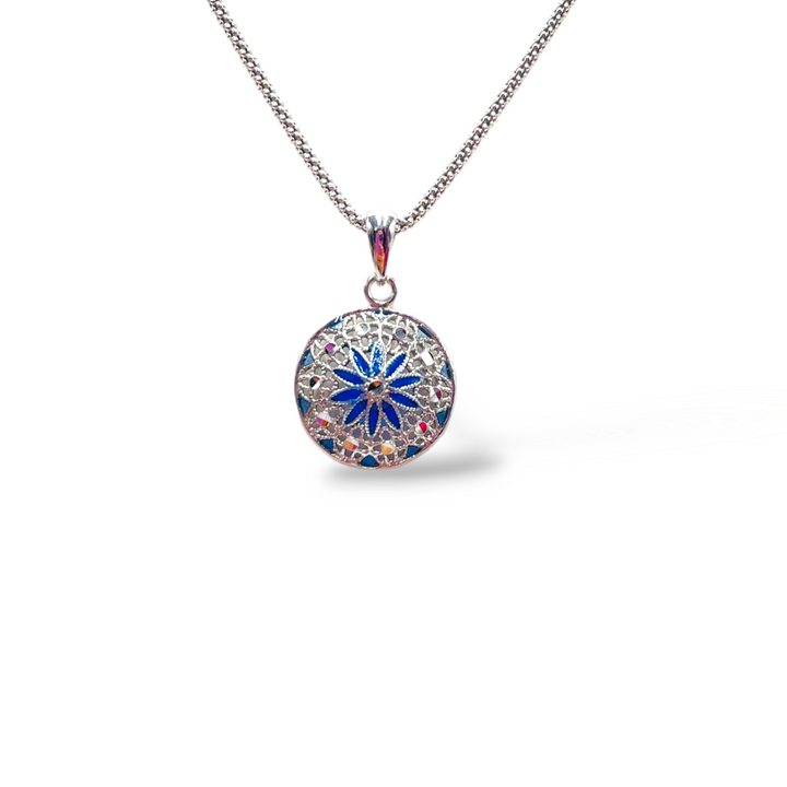 Pendant flowers in enameled silver filigree workmanship