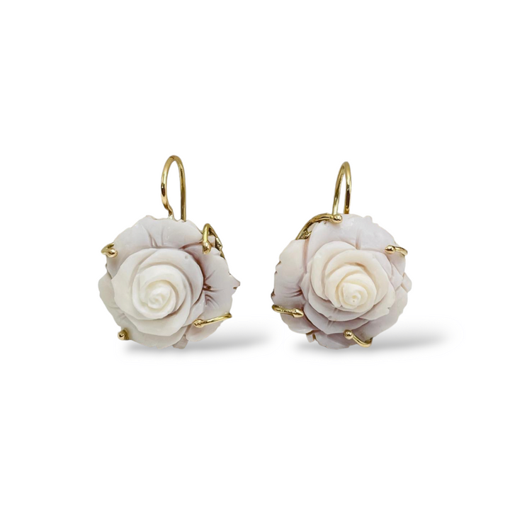 Orecchini rosa in cammeo montati oro 18 kt