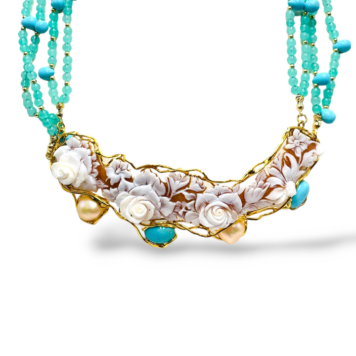 Cameo flower necklace mounted on silver
