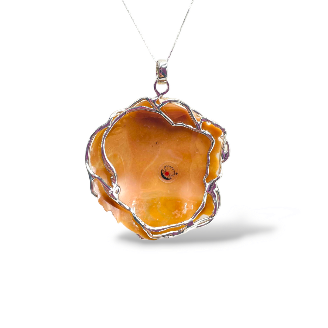 Goddess Bow Pendant in Cameo Mounted on Silver