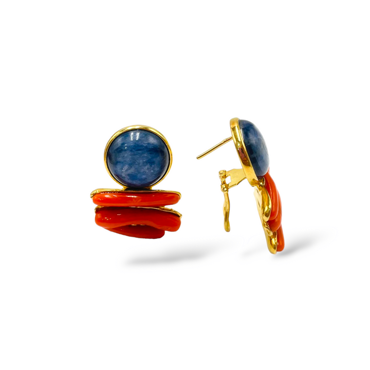 Decomposed earrings in kyanite and coral mounted on silver
