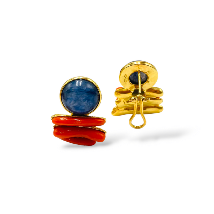 Decomposed earrings in kyanite and coral mounted on silver