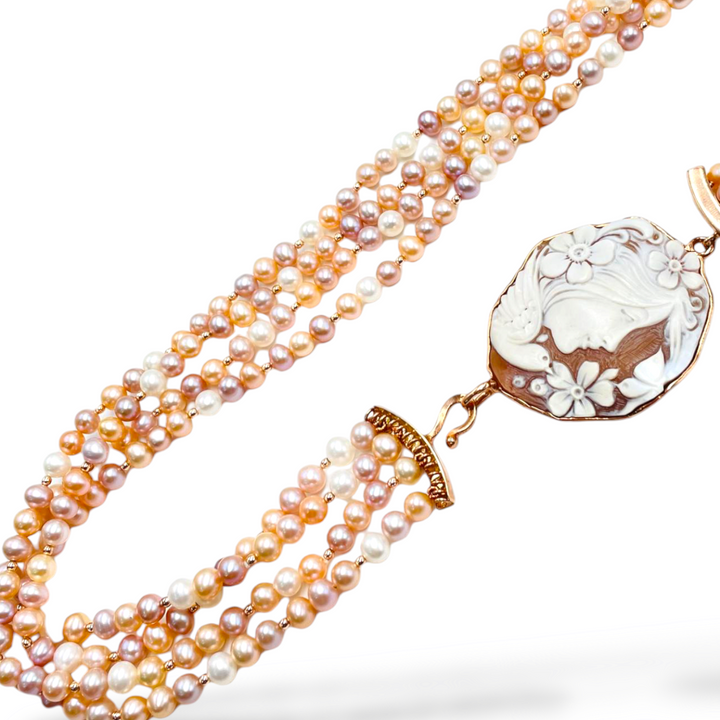 Collana dea dei fiori in cammeo montato su argento