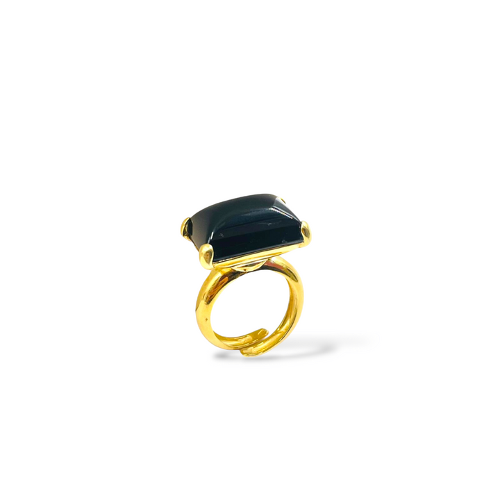 END OF COLLECTION - Rectangle ring in black onyx mounted on silver