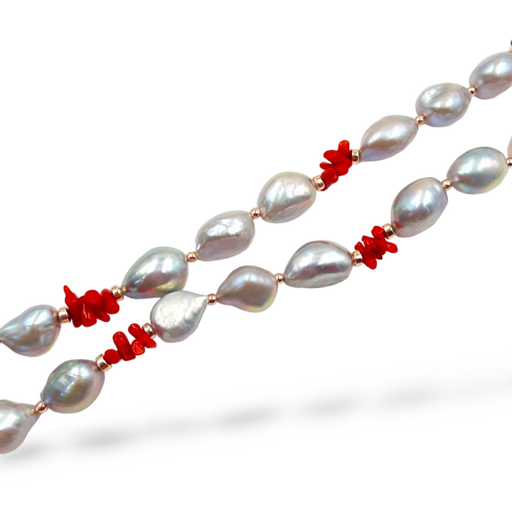 Pearl and coral bracelet mounted on silver