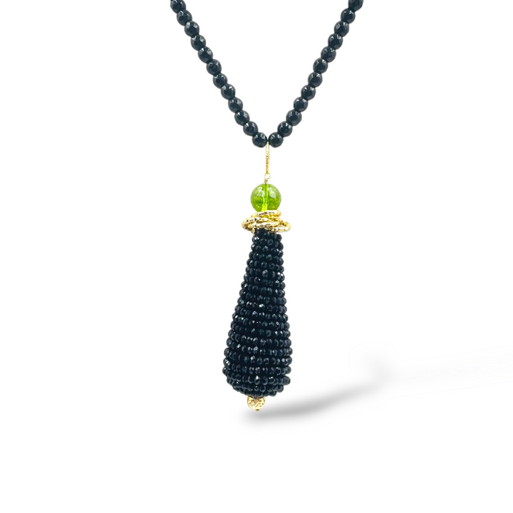 Drop necklace in spinels and crystals mounted on silver