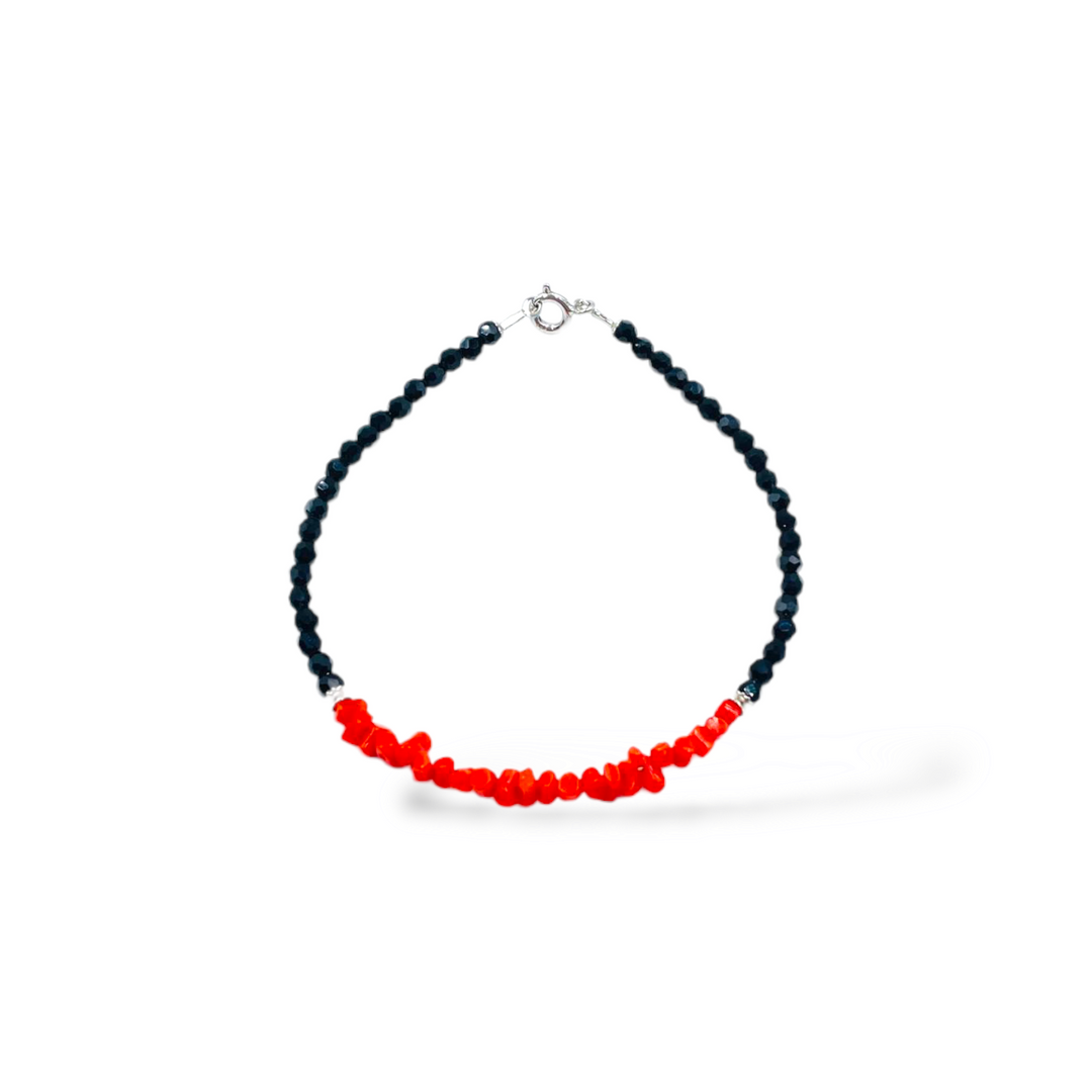 Bracelet one strand coral mounted on silver
