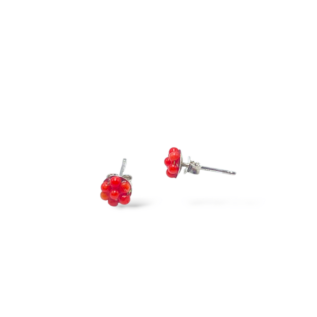 FINE COLLEZIONE - Orecchini fiore in corallo montati su argento