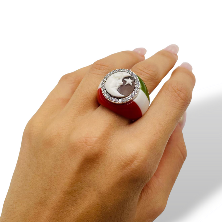 MADE IN ITALY COLLECTION - JUBILEE 2025 - "MOON AND STAR" CAMEO RING MOUNTED ON SILVER