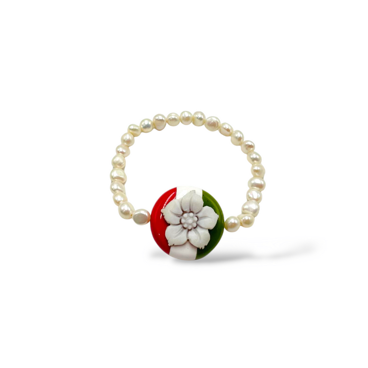 Collezione Made in Italy - GIUBILEO 2025 - Bracciale fiore di cammeo montato su paste colorate