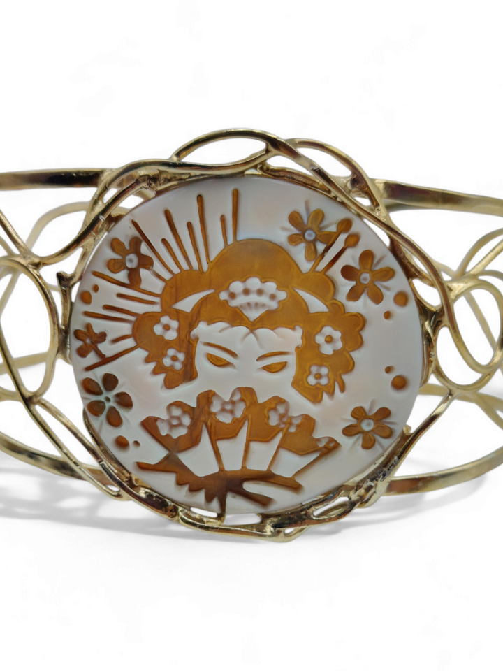 Linea orientale - bracciale schiava geisha in cammeo sardonico montato su argento
