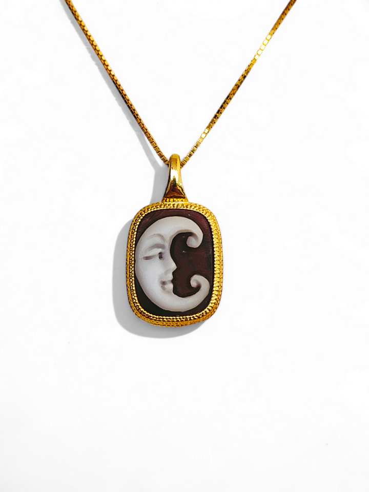 Collana luna in cammeo montato su argento