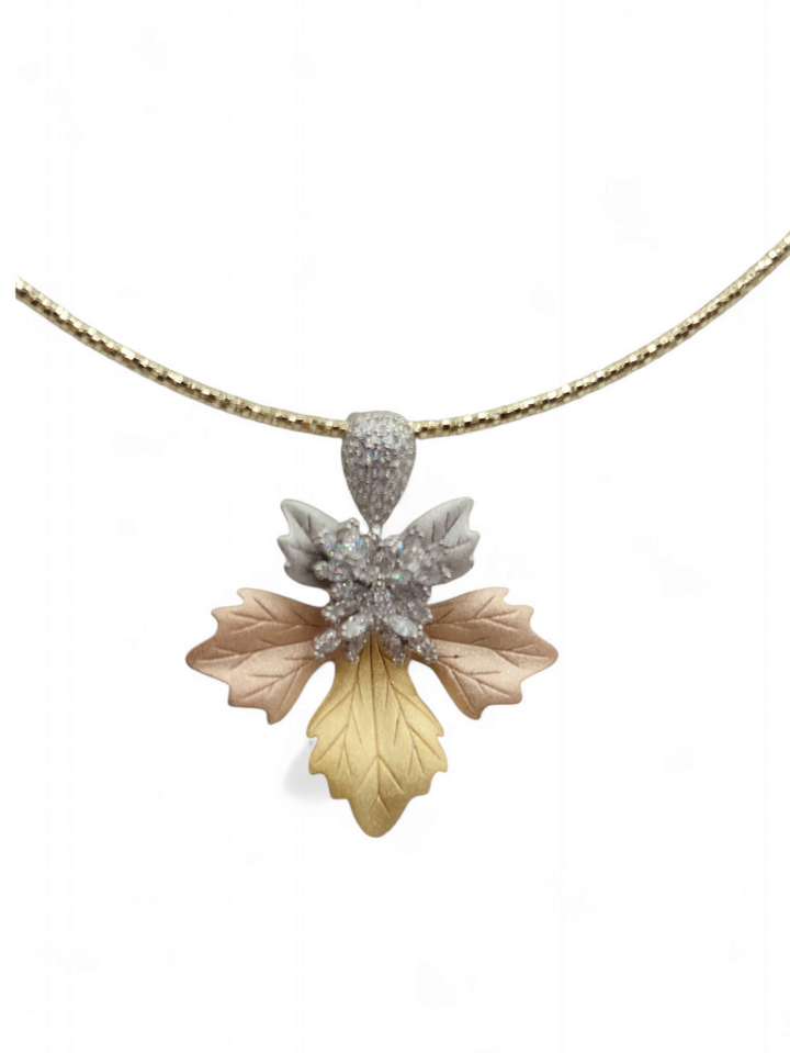 Leaf pendant necklace in silver, gold and copper with zircons