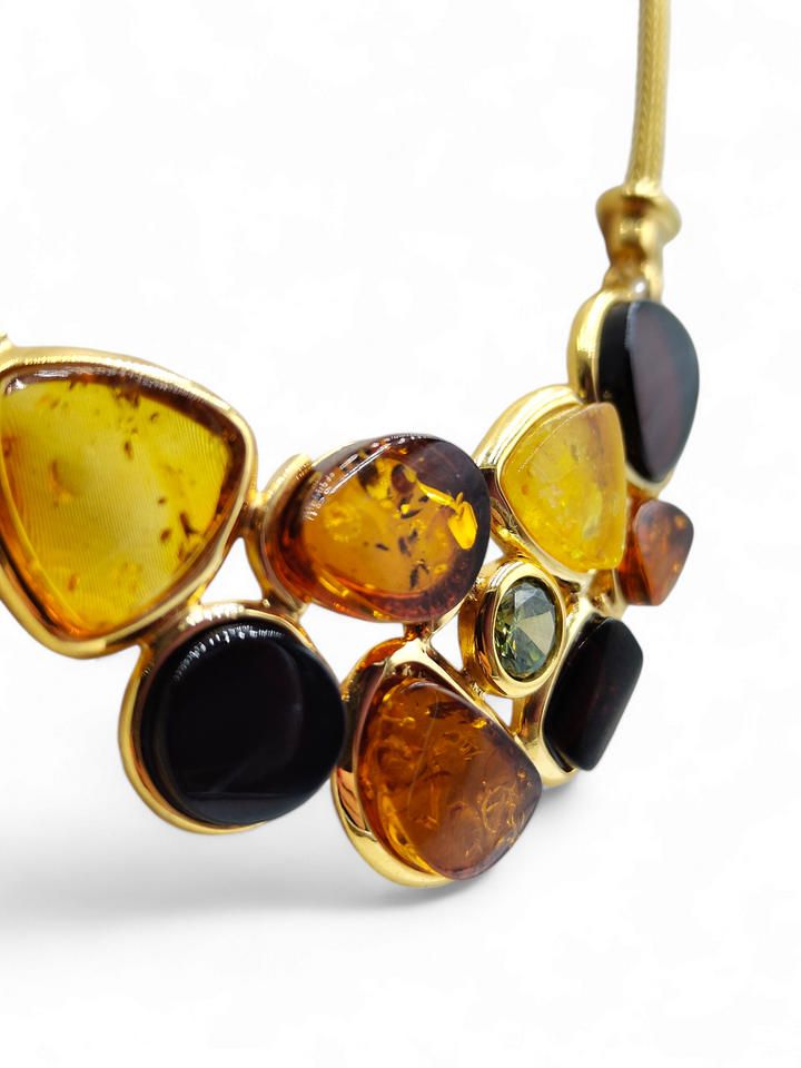 Collana in Ambra multicolore montato su argento placcato oro