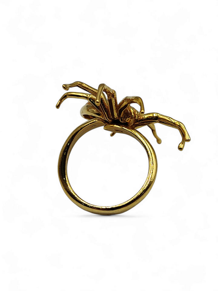 Amber spider ring mounted on gold-plated silver