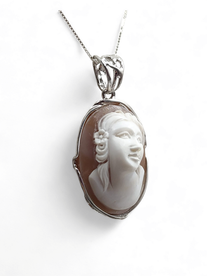 END OF COLLECTION - "goddess of love" pendant necklace in cameo mounted on silver