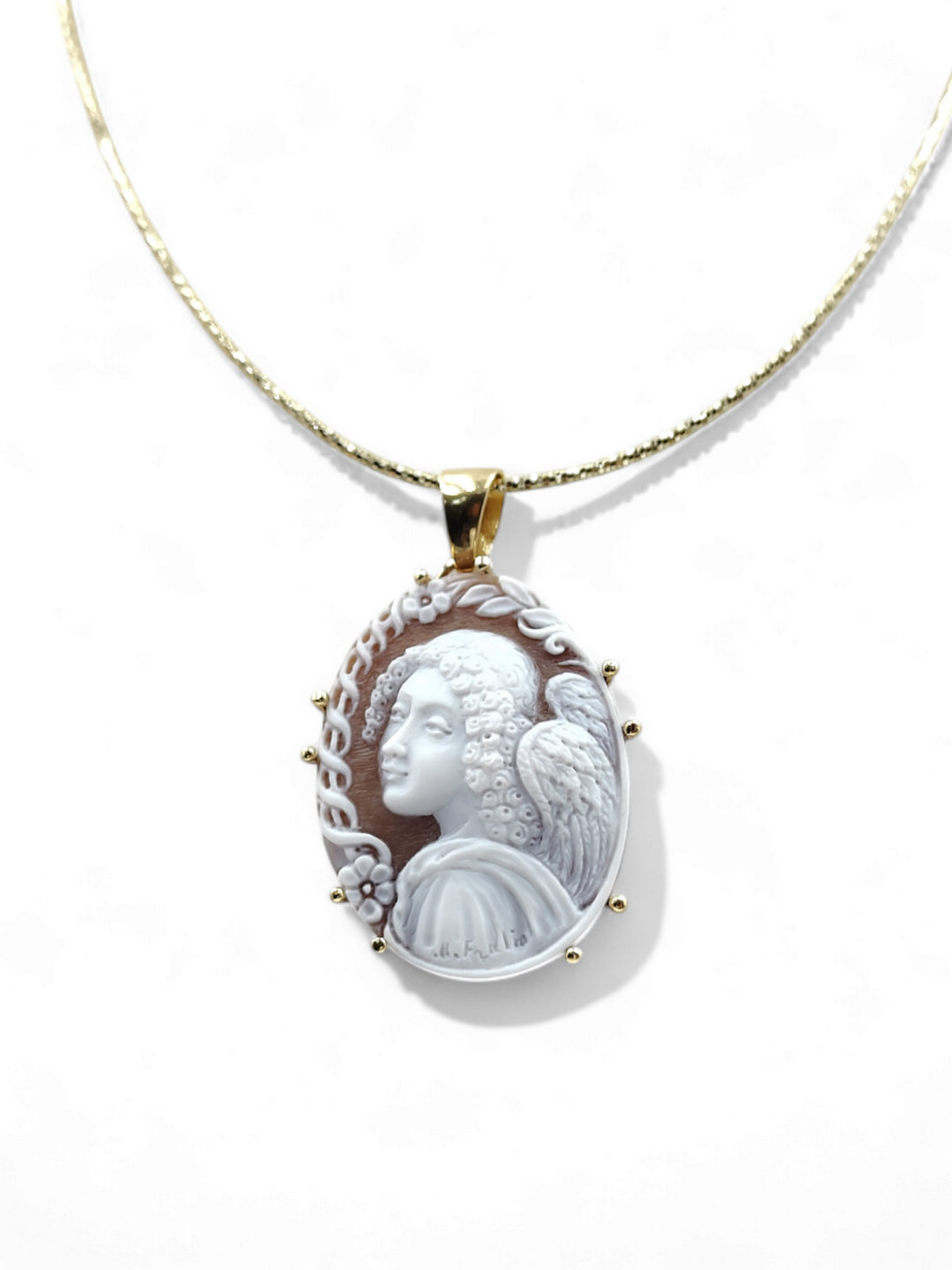 Collana ciondolo "angelo custode" in cammeo montato su argento