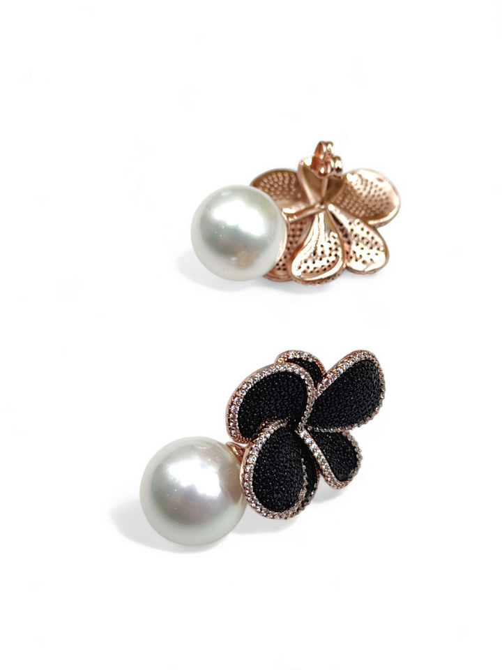 Precious flower earrings in pearl and black zirconia mounted on bronze